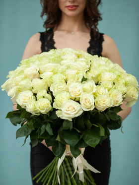 51 белая роза Эквадор 70-80 см